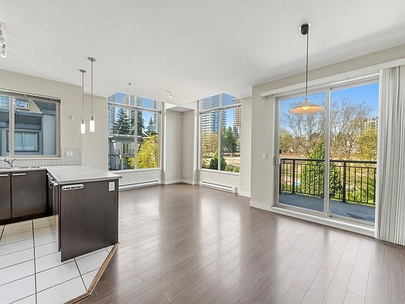 3rd image of 10499 University Dr #403