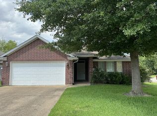 225 Karten Ln, College Station, TX 77845