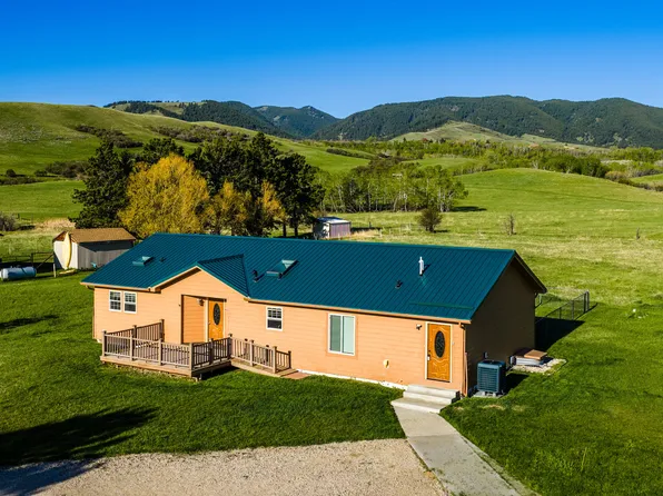 77 John Ln, Story, WY 82832