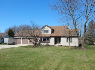 464 Kathleen St, Gilberts, IL 60136