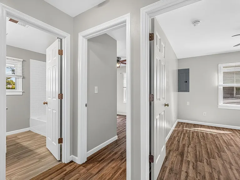 1208 Hawthorne Rd — Photo 17