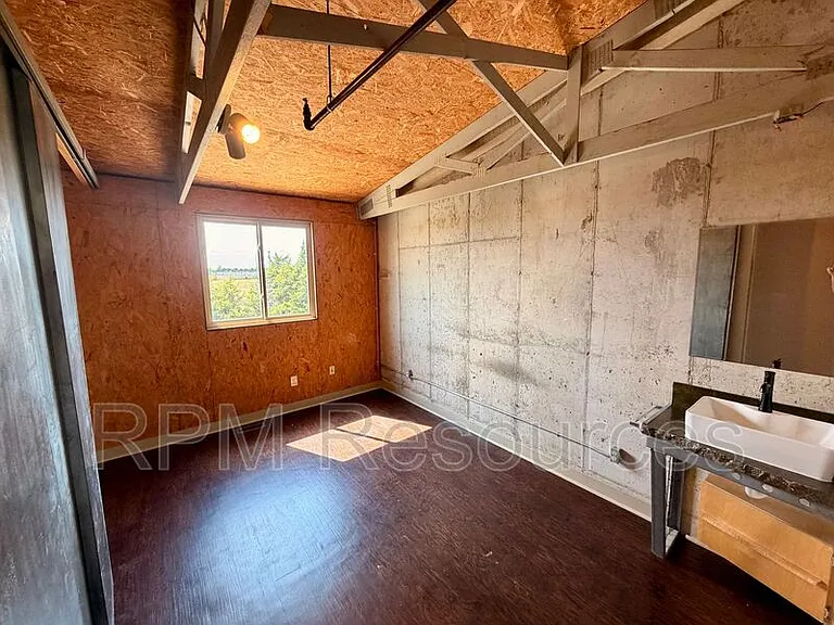 300 Summit Ridge Dr #C-C4 — Photo 9