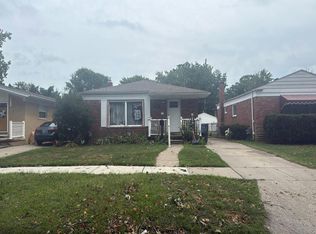 3921 Gertrude St, Dearborn Heights, MI 48125