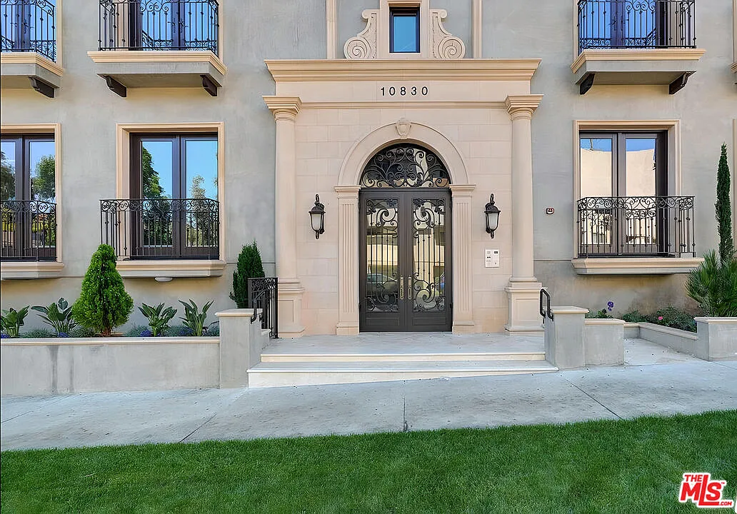 2 bed, 3.0 bath, $6,900 — Photo 1