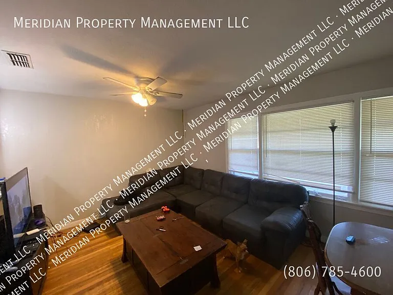 3709 28th St — Photo 3