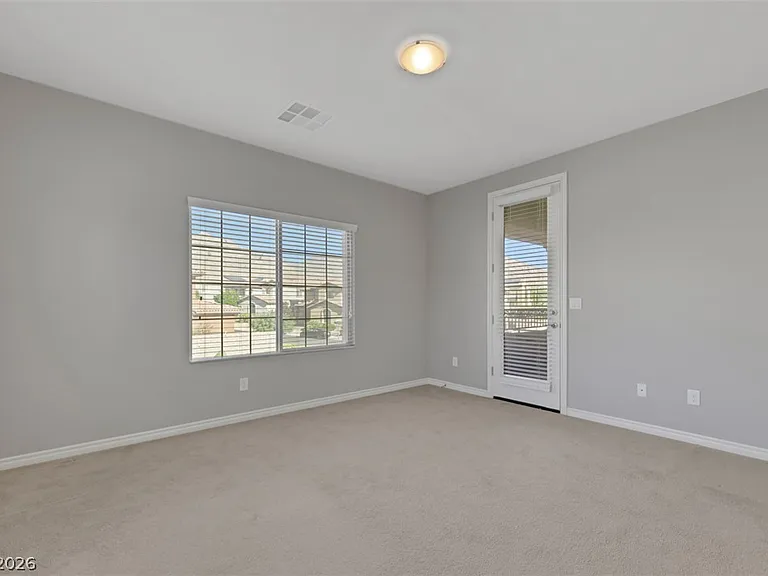 224 Highspring St — Photo 12