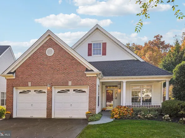 65 Rainflower Ln, Princeton Junction, NJ 08550