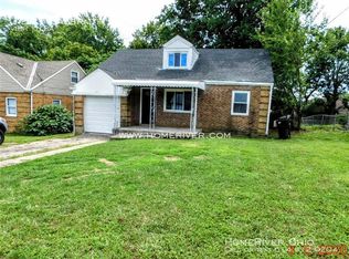 1217 W Galbraith Rd, Cincinnati, OH 45231