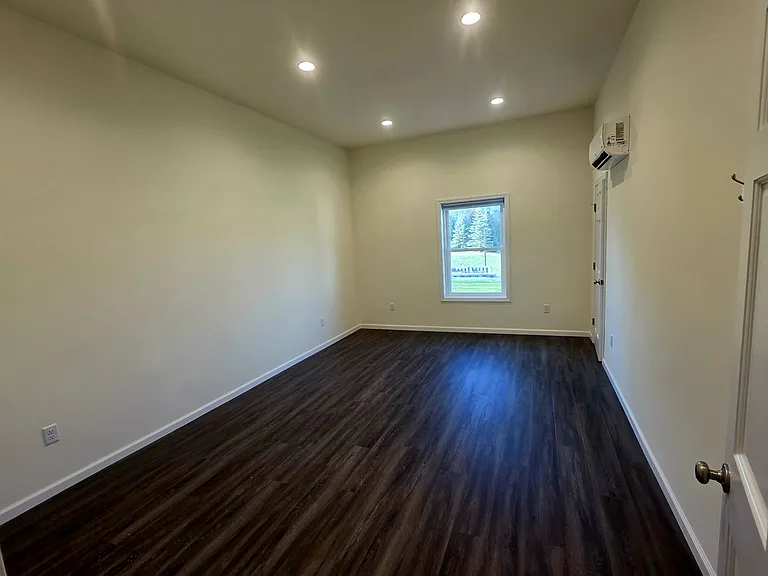 794 Pre Emption Rd #9 — Photo 12