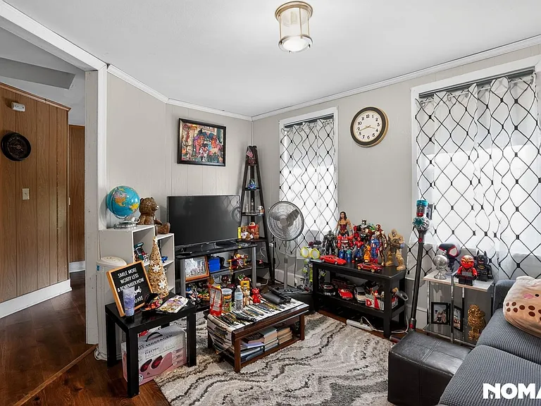 38 Prescott St — Photo 14