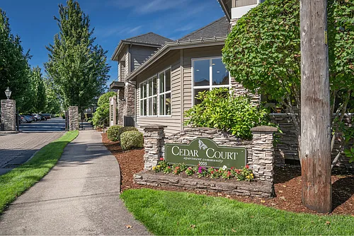 Cedar Court Apartments Photo 1