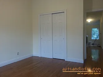 Rented by aptsandlofts.com