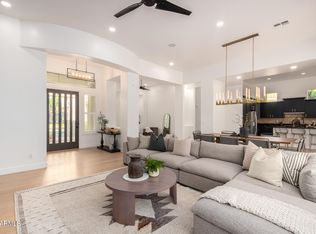 4301 E Greenview Dr, Gilbert, AZ 85298