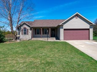 23421 Arbor Pointe Dr, South Bend, IN 46628