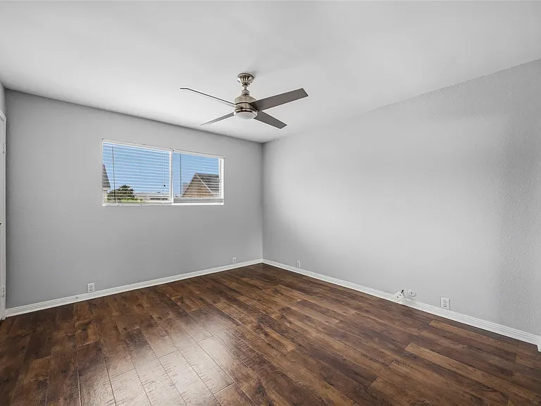 6201 Beverlyhill St #30 — Photo 16