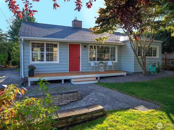 9512 40th Avenue NE, Seattle, WA 98115