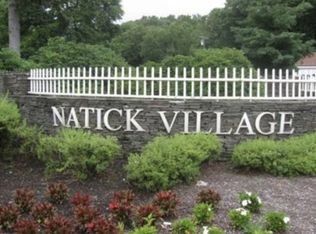 59 Village Brook Ln APT 8, Natick, MA 01760