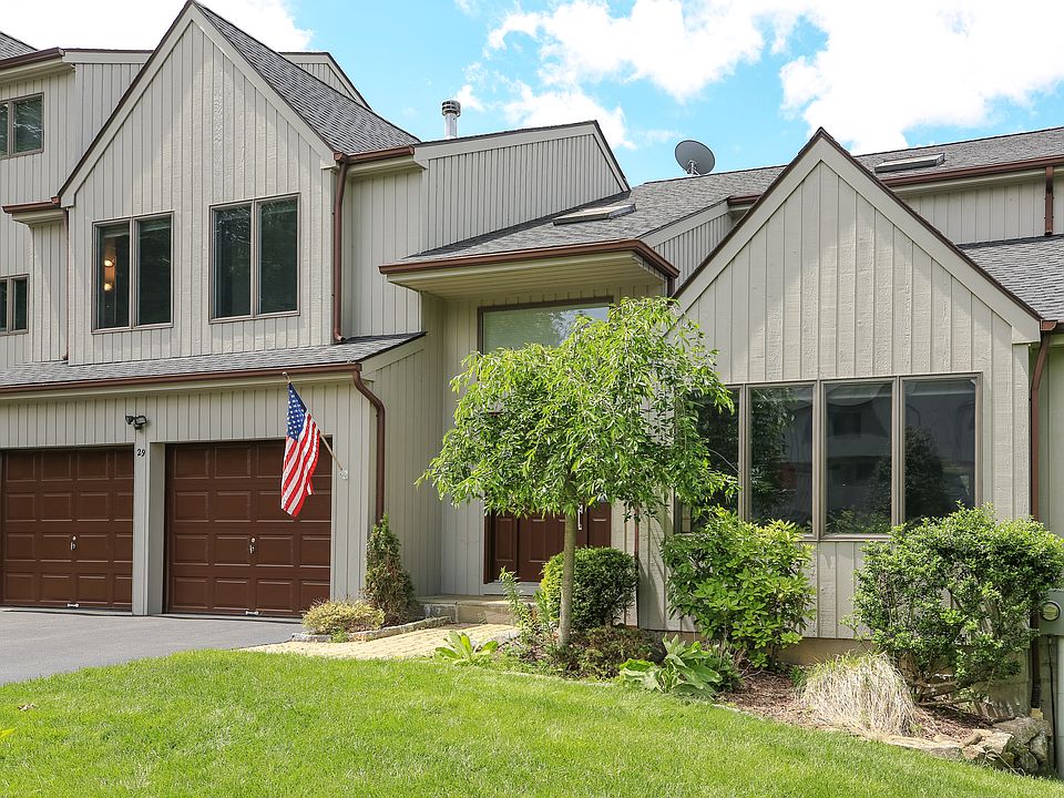 1st image of 29 Fawn Ln