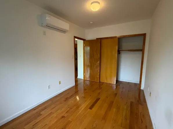 342 53rd Street image 4 of 12