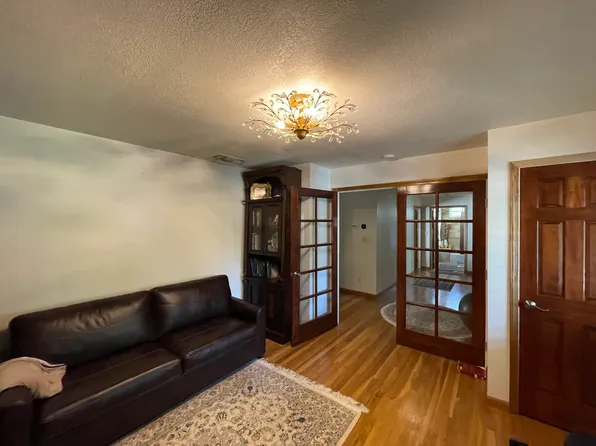 3911 Cayente Way, Sacramento, CA 95864