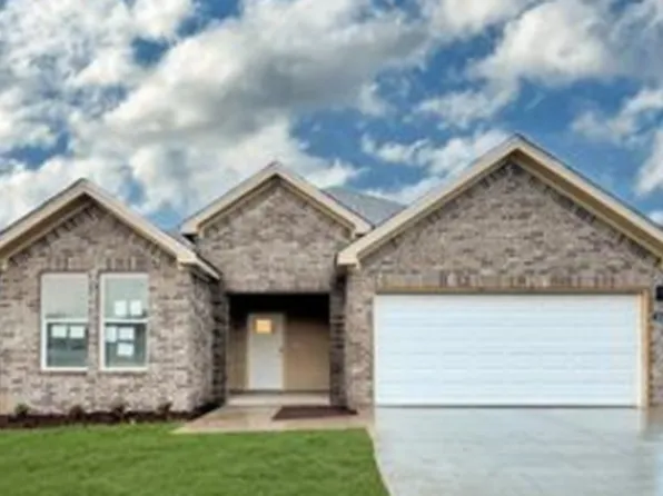 458 W Taverner Xing #1, Farmington, AR 72730