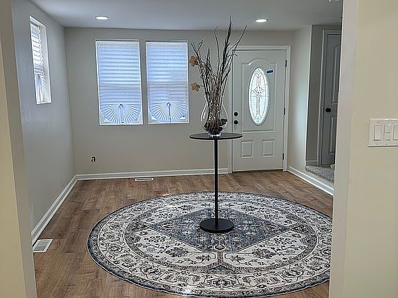5th image of 1358 Sayrs Ave #1358