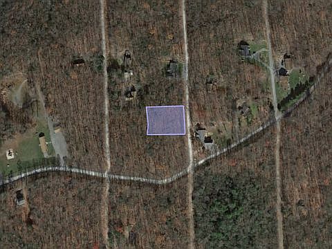 4th image of 5 Cedar Ln