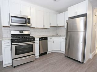 133 Eutaw St #2, Boston, MA 02128