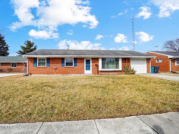 4th image of 672 Meadowbrook Dr