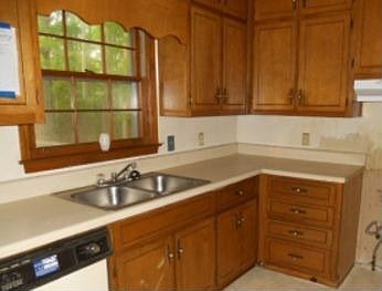 2nd image of 2482 Nugget Dr SW