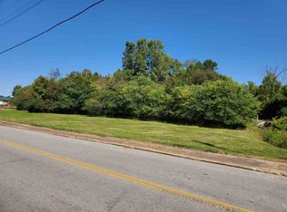 450 James Buchanan Dr, Jackson, TN 38301