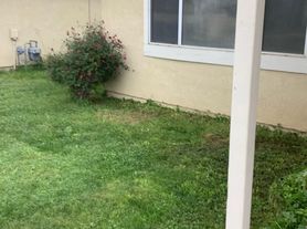 1366 W 1st St, Merced, CA