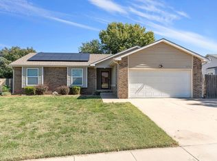 1010 N Golden Hls, Wichita, KS 67212