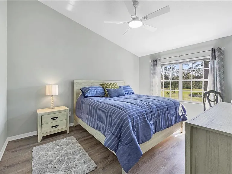 809 Montrose Dr #203 — Photo 17