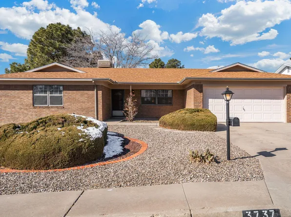 3737 Mount Rainier Dr NE, Albuquerque, NM 87111