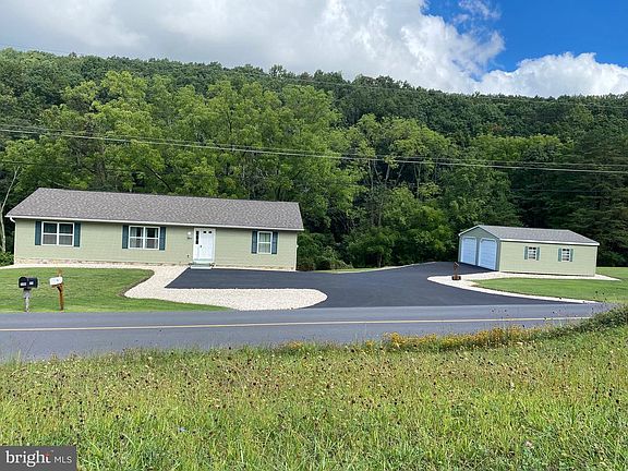 2nd image of 495 Fox Hollow Rd