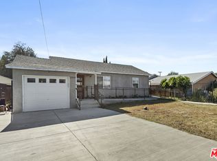 22030 Saticoy St, Canoga Park, CA 91303