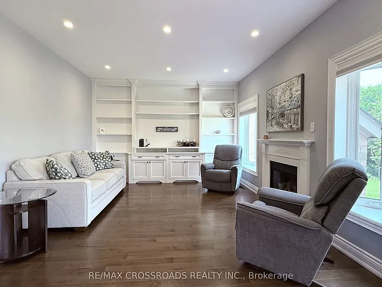 72 Skywood Dr — Photo 12