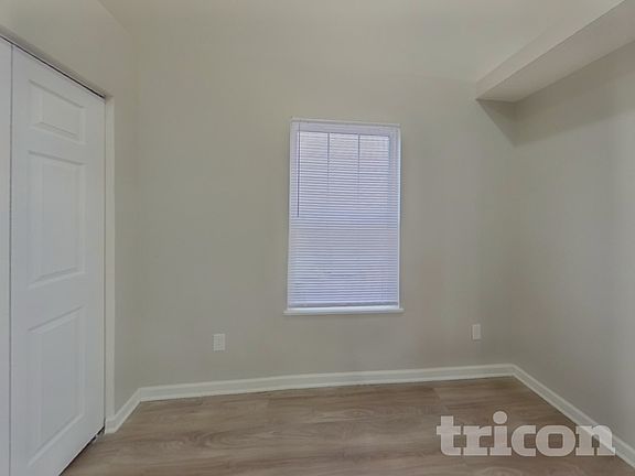 5th image of 721 Elderberry Ln