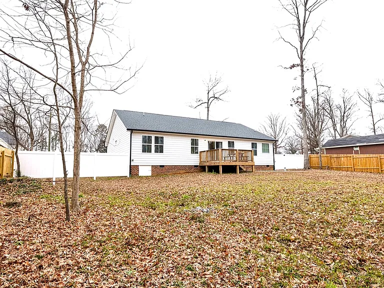 237 Hudson Dr — Photo 13