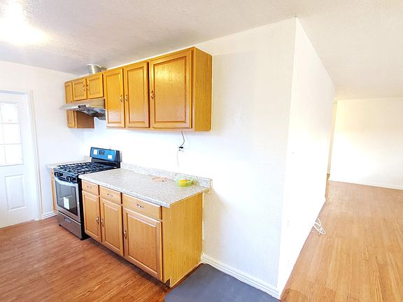2nd image of 15723 Sigman St