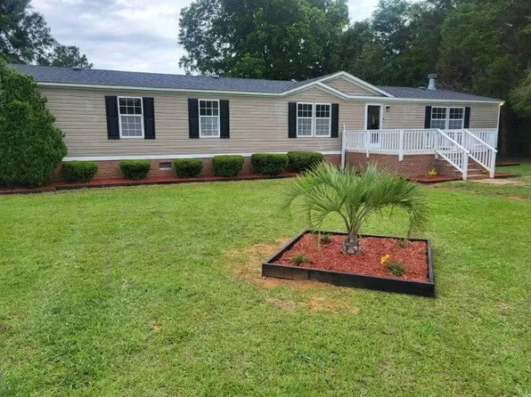 6835 Fish Rd, Dalzell, SC 29040