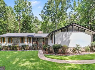 102 McKinley Cir, Lagrange, GA 30240