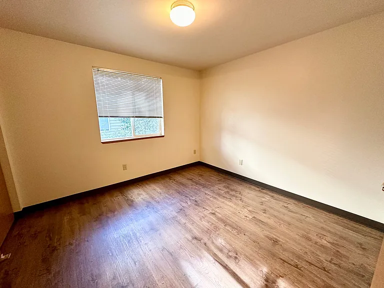808 Juniper Ave — Photo 36