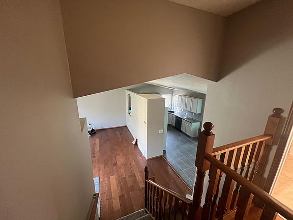 4th image of 1019 N Lindsay St