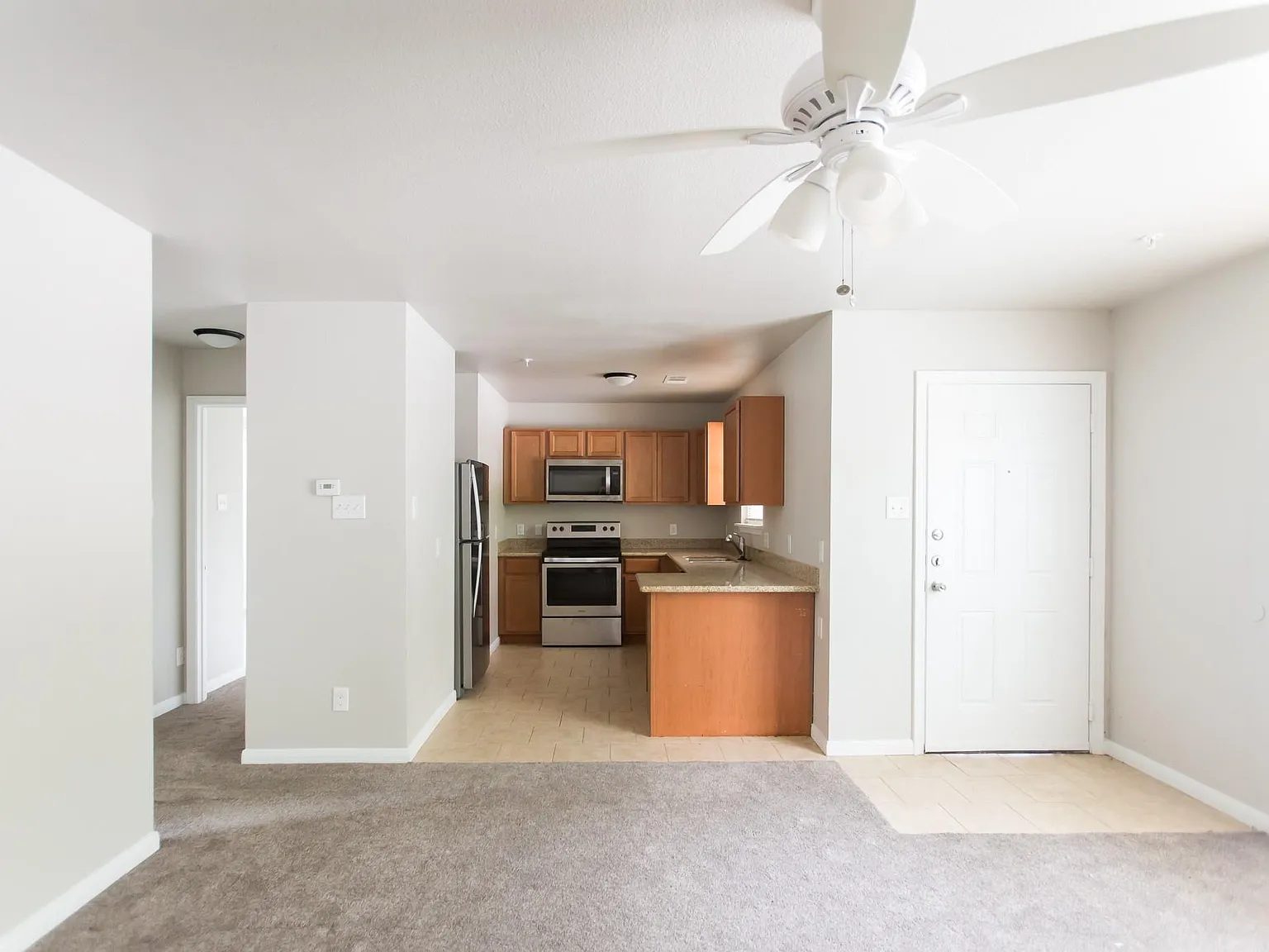 2 bed, 2.0 bath, 850 sqft, $950 — Photo 3