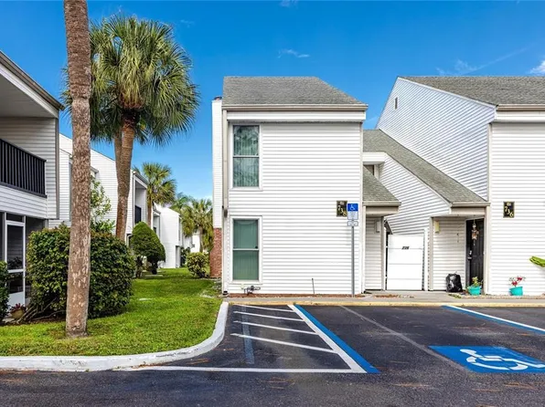 738 Haven Pl, Tarpon Springs, FL 34689