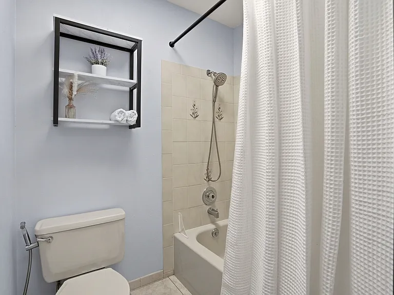 W Cora Ct — Photo 31