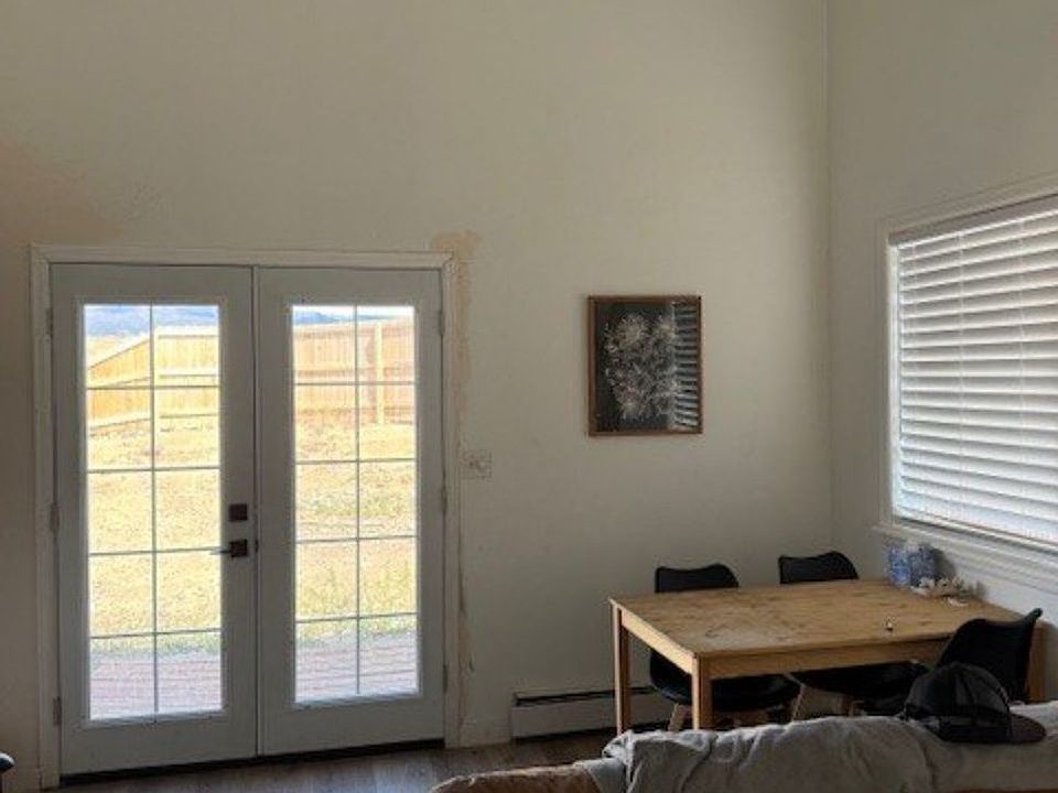 1st image of 112 Anna Ct