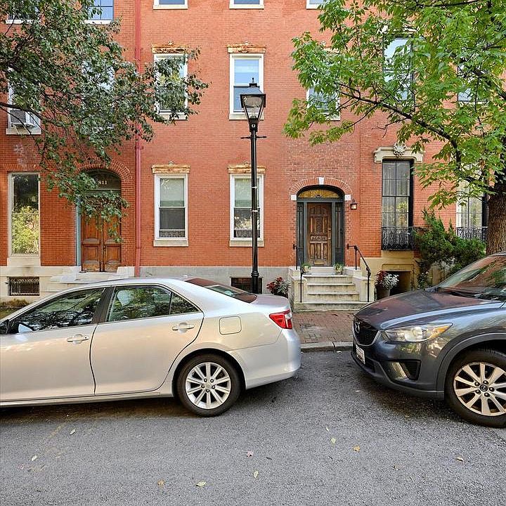 2nd image of 813 Hollins St